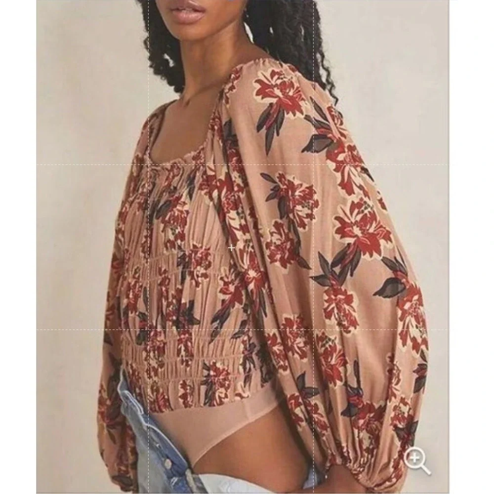 Free‎ People Sz M Wild Daze Floral Bodysuit Square Neck Bishop Sleeve Smocked